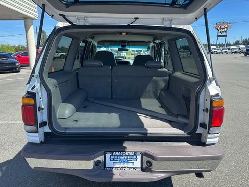 Used 1997 Ford Explorer XLT AWD/4WD image 25