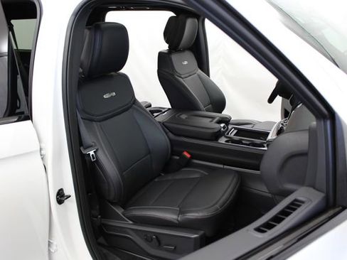 New 2026 Ford Expedition Max Platinum AWD/4WD image 36