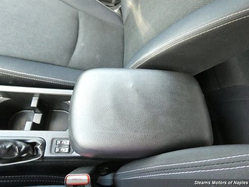 Used 2014 Subaru Crosstrek 2.0i Premium image 33