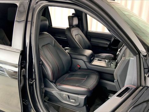 Used 2020 Ford Expedition Limited w/ Equipment Group 303A RWD image 6
