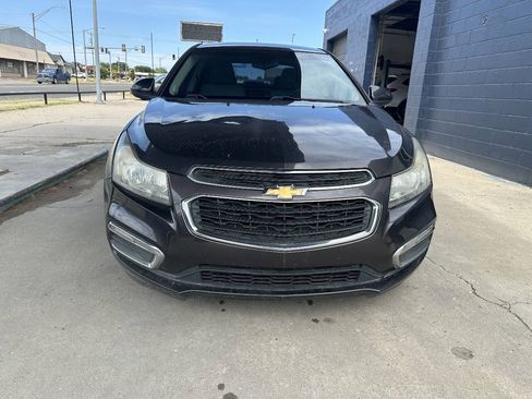 Used 2015 Chevrolet Cruze LT FWD image 3