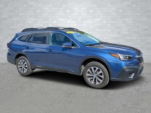 Certified 2021 Subaru Outback Premium image 1