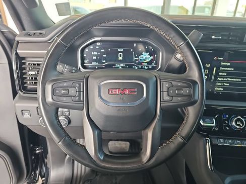 Used 2024 GMC Sierra 2500 AT4 w/ Technology Package AWD/4WD image 22