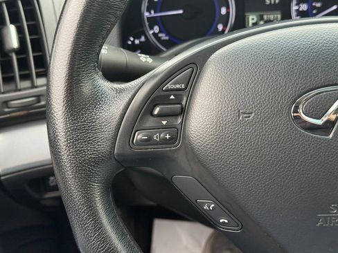 Used 2011 INFINITI G37 x Sedan w/ Premium Pkg image 22