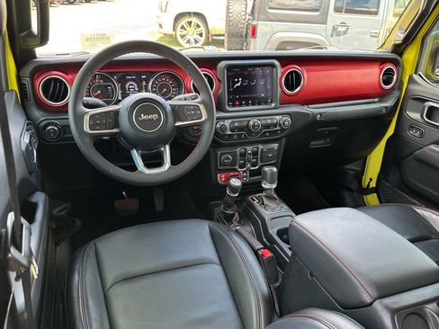 Used 2023 Jeep Gladiator Rubicon AWD/4WD image 7