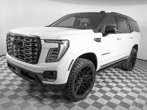 Used 2026 GMC Yukon Denali Ultimate w/ LPO, Floor Liner Package image 9