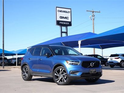 Used 2021 Volvo XC40 T5 R-Design