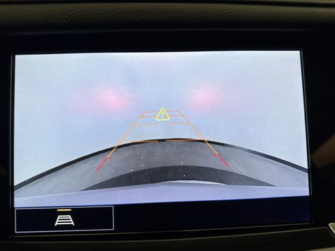 Used 2025 Cadillac XT6 Premium Luxury image 16