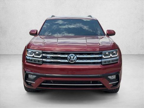 Used 2019 Volkswagen Atlas SE w/ Panoramic Sunroof Package FWD image 2