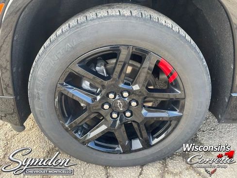 Used 2023 Chevrolet Traverse Premier w/ Redline Edition AWD/4WD image 12