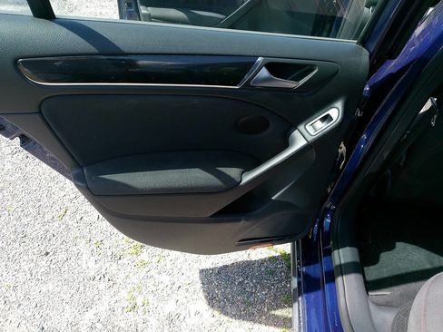 Used 2012 Volkswagen GTI 4-Door FWD image 25