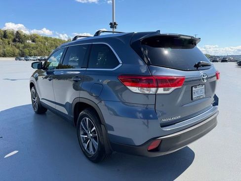 Used 2019 Toyota Highlander XLE image 5
