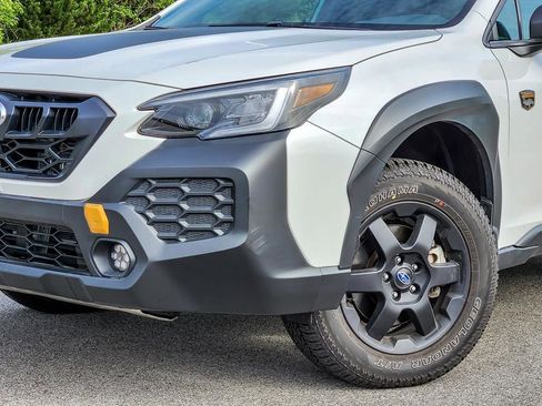 Used 2025 Subaru Outback Wilderness AWD/4WD image 3