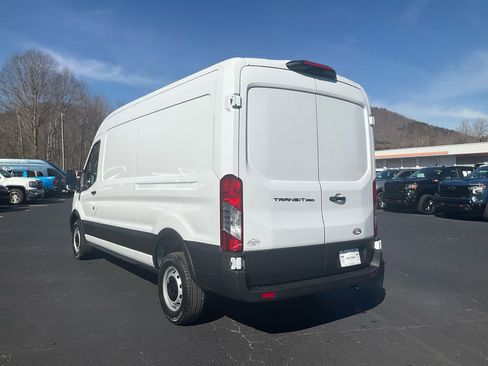 New 2026 Ford Transit 250 148 Medium Roof RWD image 7