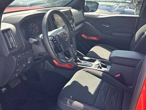 Certified 2025 Nissan Frontier PRO-4X w/ Interior Protection Package AWD/4WD image 13