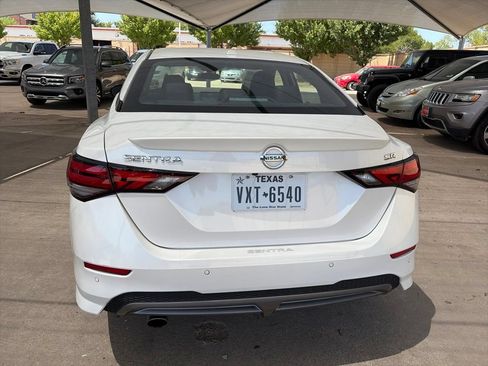 Used 2023 Nissan Sentra SR w/ SR Premium Package FWD image 13