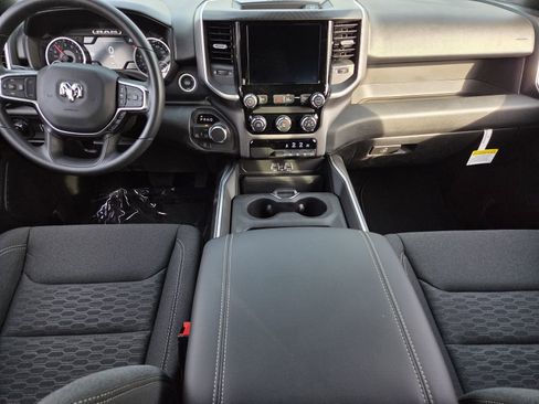 New 2026 RAM 1500 Express image 7