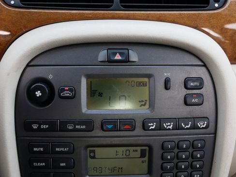 Used 2005 Jaguar X-TYPE 3.0 image 32