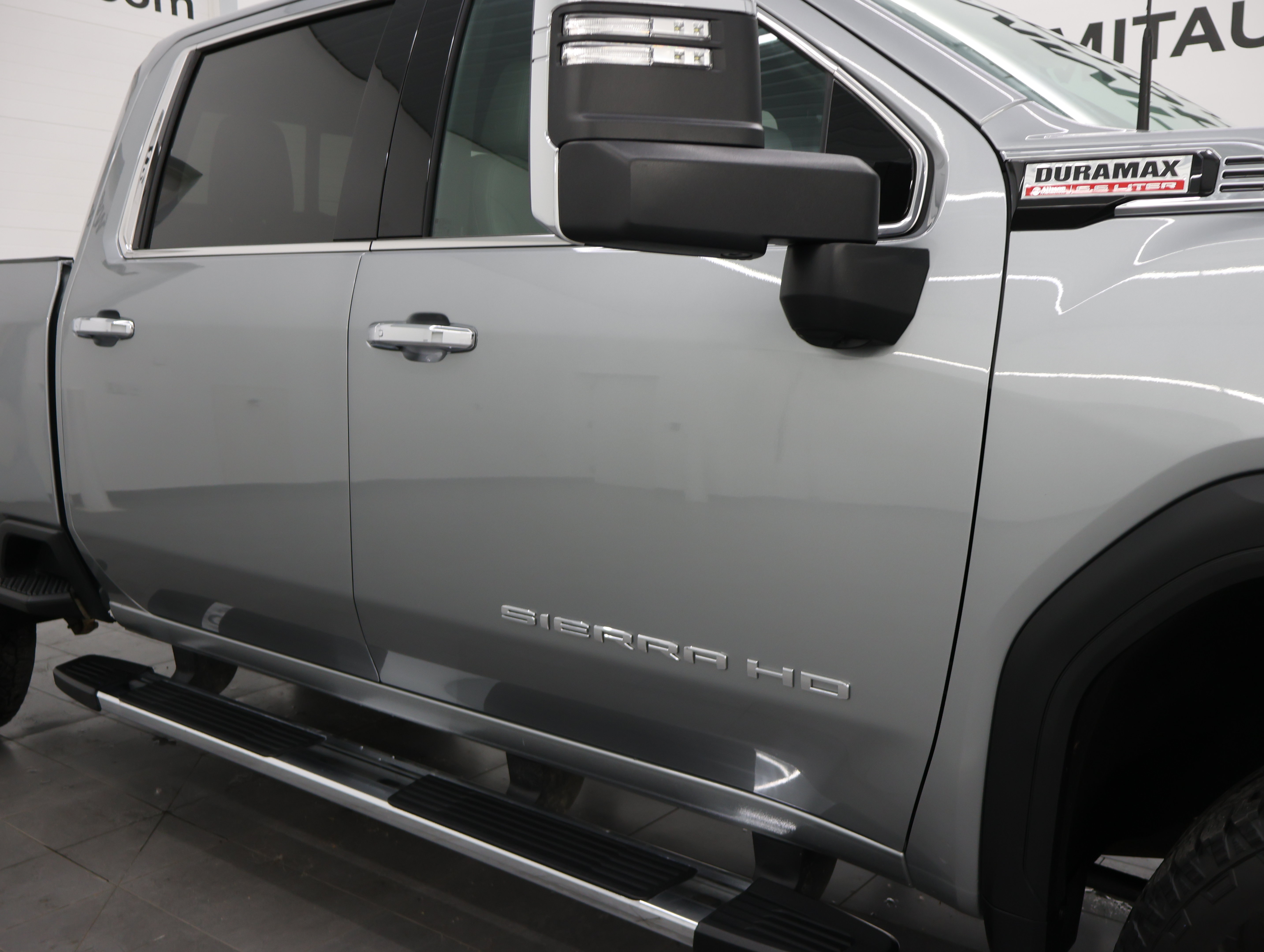 Used 2025 GMC Sierra 2500 SLT w/ SLT Premium Package AWD/4WD image 36