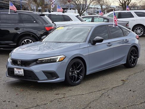 Used 2024 Honda Civic Sport image 9