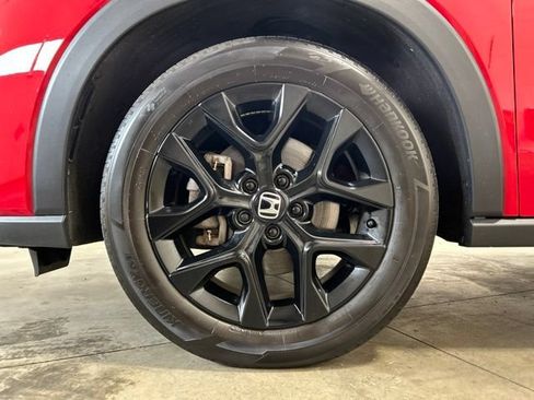Certified 2025 Honda HR-V Sport image 11