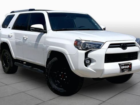 Used 2024 Toyota 4Runner SR5 Premium w/ Moonroof Package AWD/4WD image 3