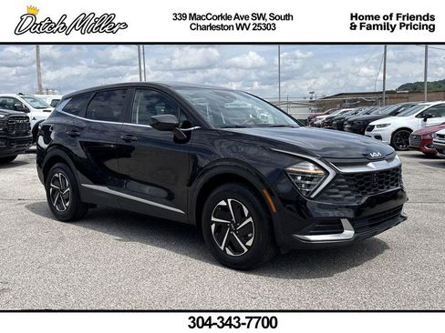 Certified 2025 Kia Sportage LX AWD/4WD image 1