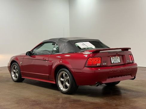 Used 2004 Ford Mustang GT RWD image 6
