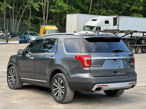 Used 2016 Ford Explorer Platinum AWD/4WD image 4