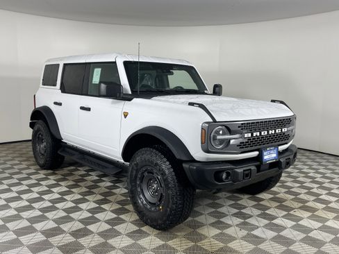 New 2025 Ford Bronco Badlands w/ Sasquatch Package image 7