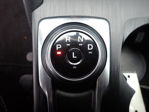 Certified 2022 Ford Escape SEL image 25