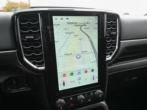 New 2025 Ford Ranger XLT w/ Black Appearance Package image 32