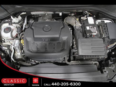 Used 2020 Volkswagen Tiguan SEL w/ 3rd Row Seat Package AWD/4WD image 22