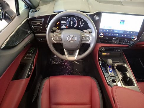 Used 2024 Lexus NX 350 AWD image 11