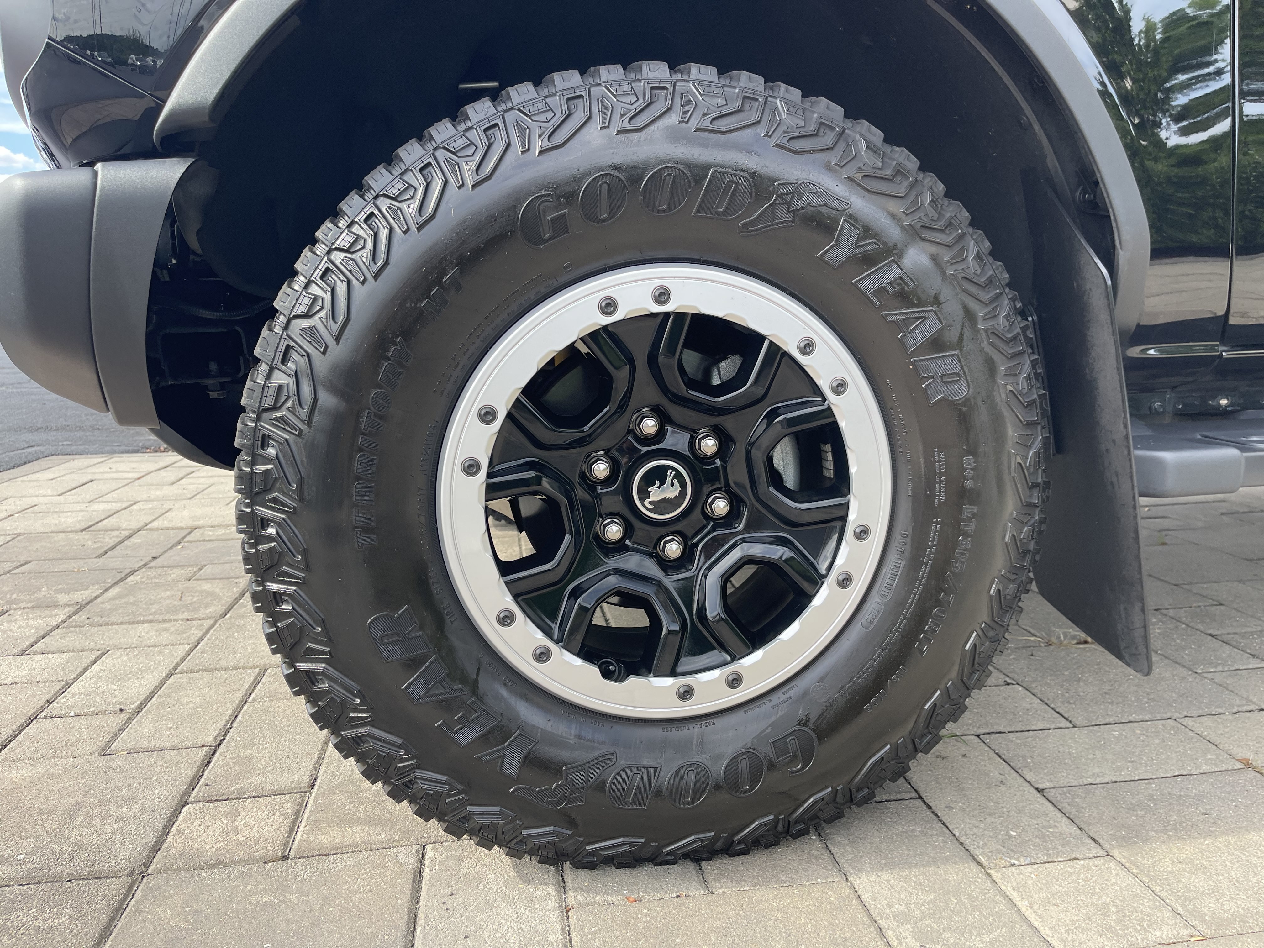 Used 2023 Ford Bronco Badlands w/ Sasquatch Package AWD/4WD image 4