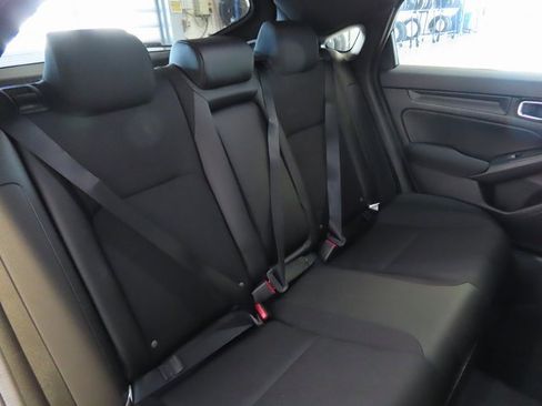 Used 2025 Honda Civic Sport image 28