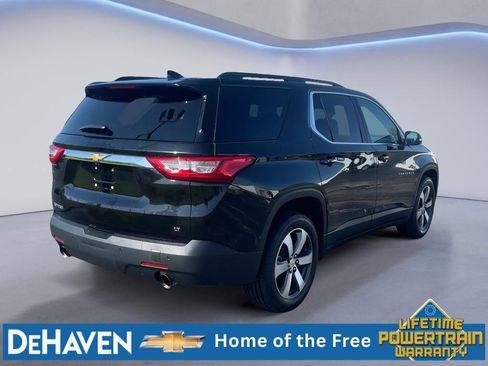 Used 2020 Chevrolet Traverse LT w/ LT Premium Package FWD image 6