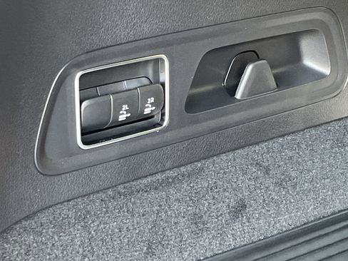 New 2026 Mercedes-Benz GLS 580 4MATIC image 10