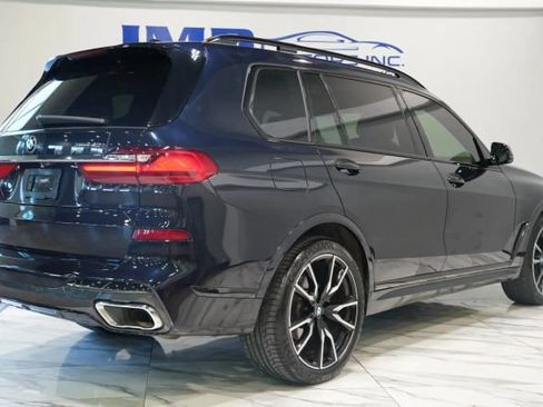 Used 2021 BMW X7 xDrive40i w/ M Sport Package AWD/4WD image 7