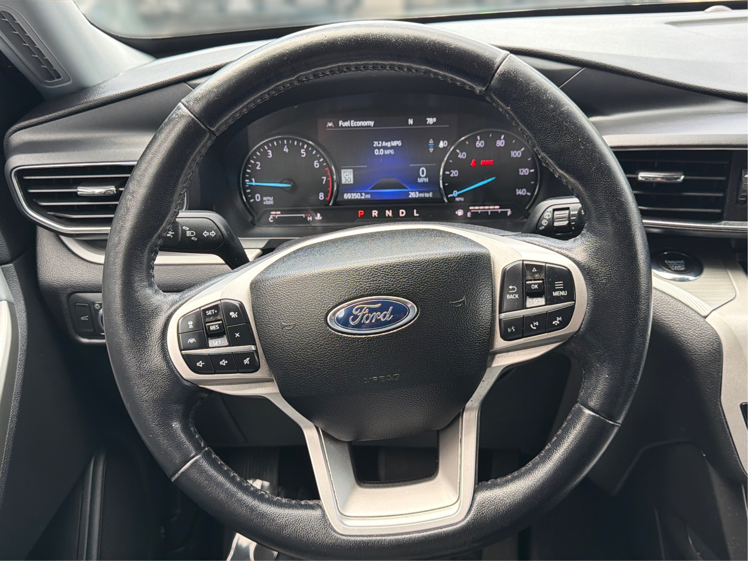 Used 2022 Ford Explorer XLT w/ Equipment Group 202A AWD/4WD image 21