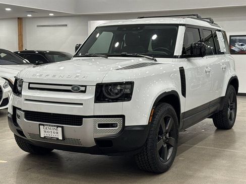 Used 2021 Land Rover Defender 110 SE image 1