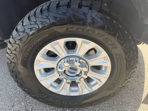 Used 2020 Ford F350 XL w/ STX Appearance Package AWD/4WD image 4