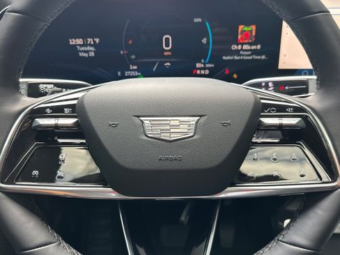 Used 2024 Cadillac Lyriq Sport AWD/4WD image 22