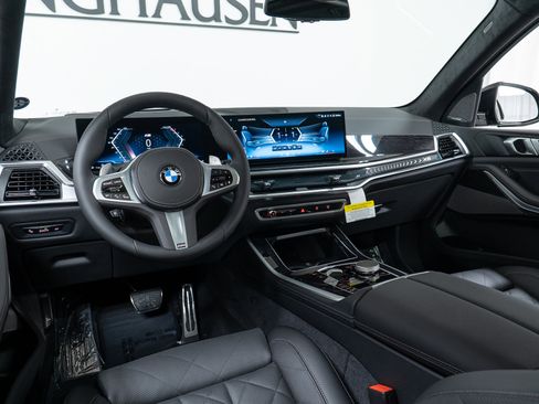 New 2026 BMW X5 xDrive40i w/ M Sport Package image 16