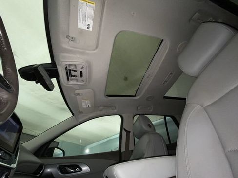 Used 2021 Chevrolet Traverse Premier w/ LPO, Floor Liner Package AWD/4WD image 22