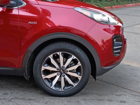 Used 2017 Kia Sportage EX w/ Paint Protection Package AWD/4WD image 2