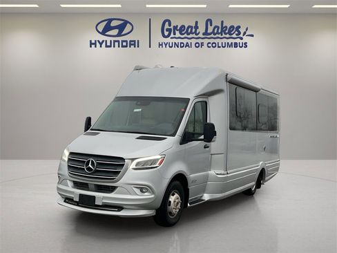 Used 2019 Mercedes-Benz Sprinter 170 image 1