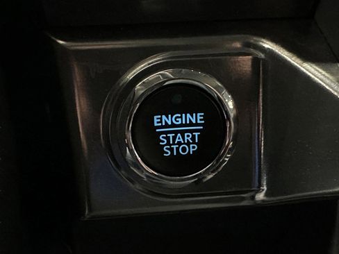 Certified 2023 Ford F150 Lariat w/ Trailer Tow Package image 27