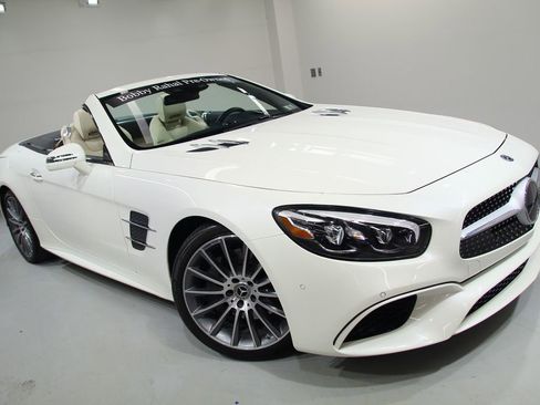 Certified 2018 Mercedes-Benz SL 550 image 11