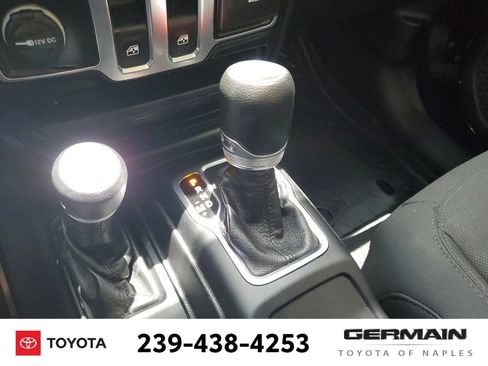 Used 2020 Jeep Wrangler Sport AWD/4WD image 28